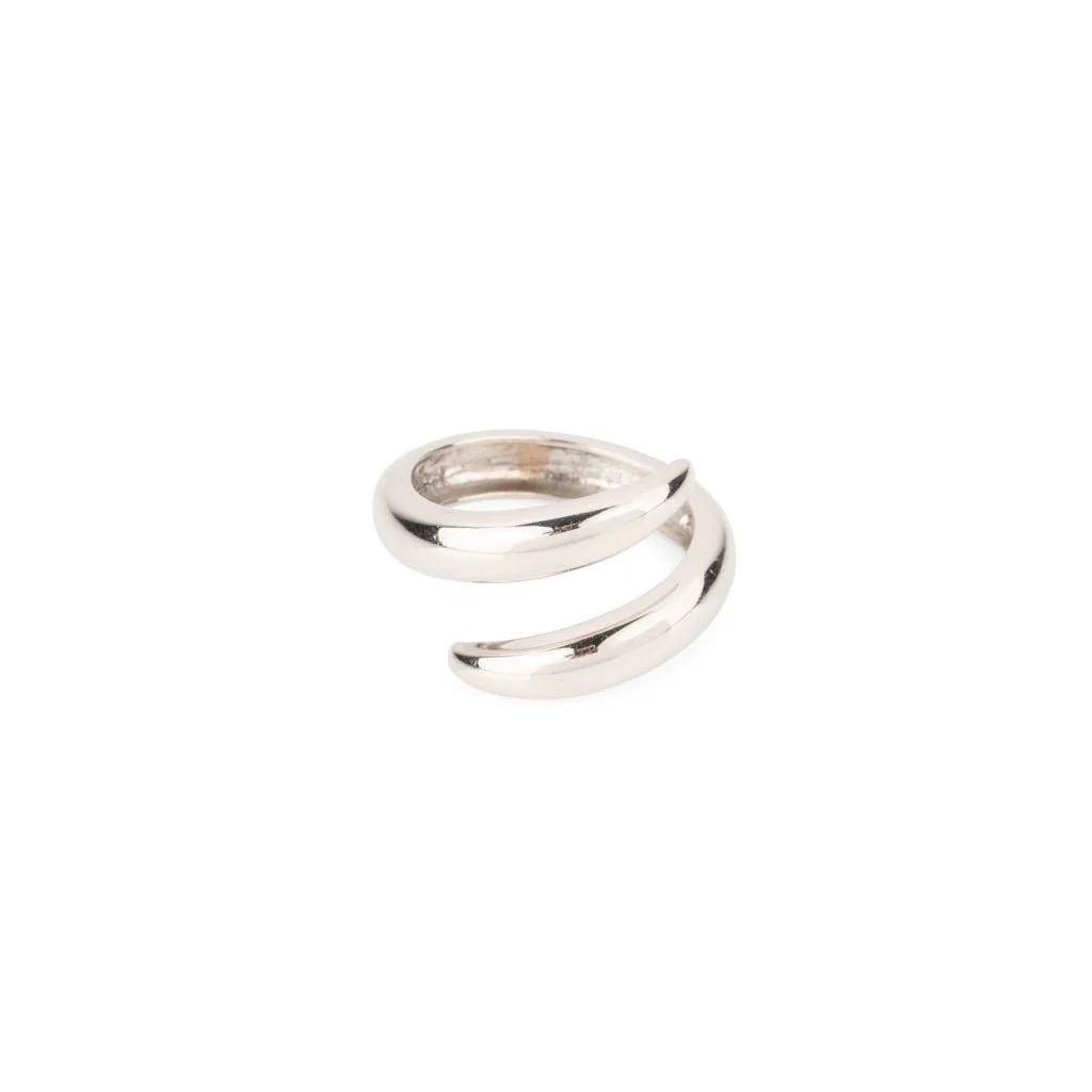 CHAUMET “Tango” ring in white gold
