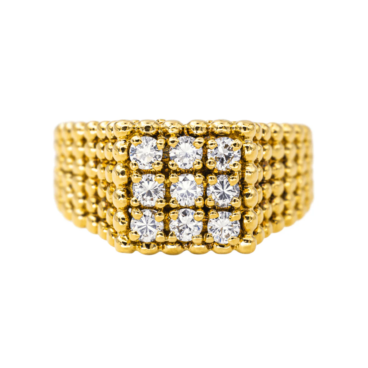 Signet ring in yellow gold and diamonds