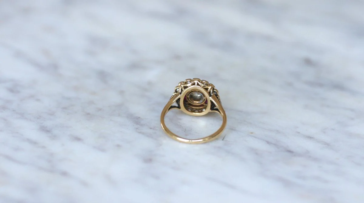 Ring Belle Époque in yellow gold, paltinium, rubies and diamonds - Image 5