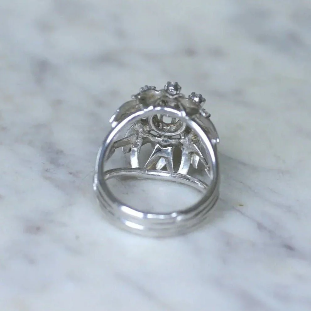 Cocktail ring in white gold, platinum, and diamonds - Image 5