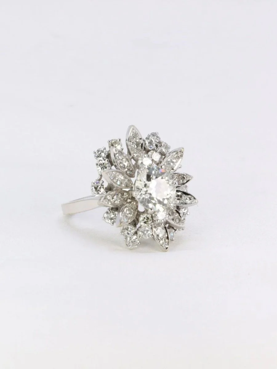 3.98 carat old cut diamond cocktail ring - Image 3