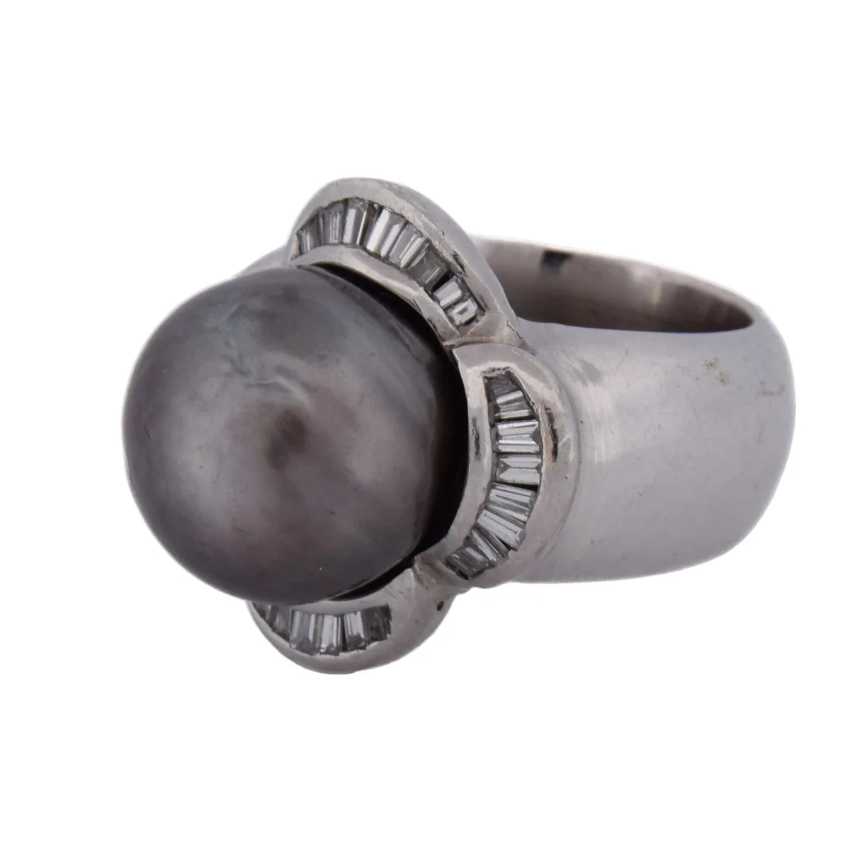 Cocktail Ring in White gold, Pearls and Diamonds - Image 3