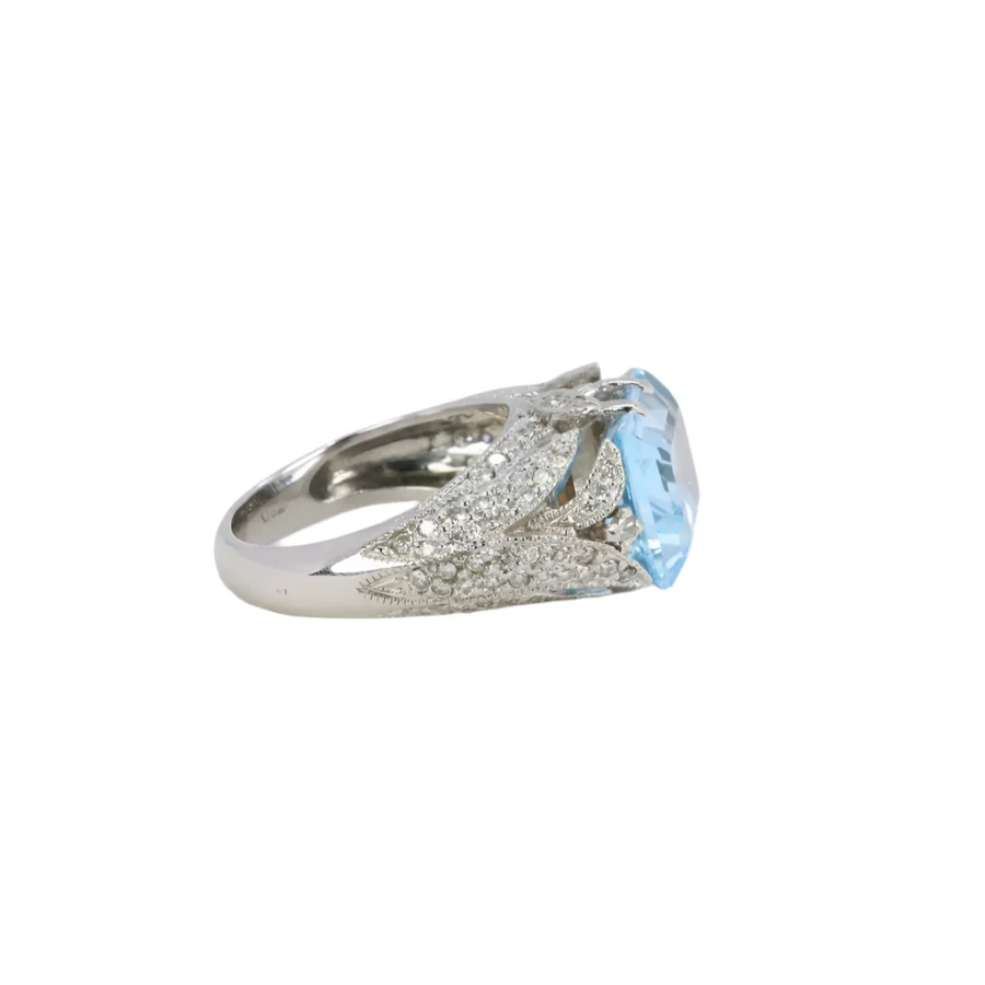 Vintage cocktail ring in white gold, diamonds and aquamarine - Image 3