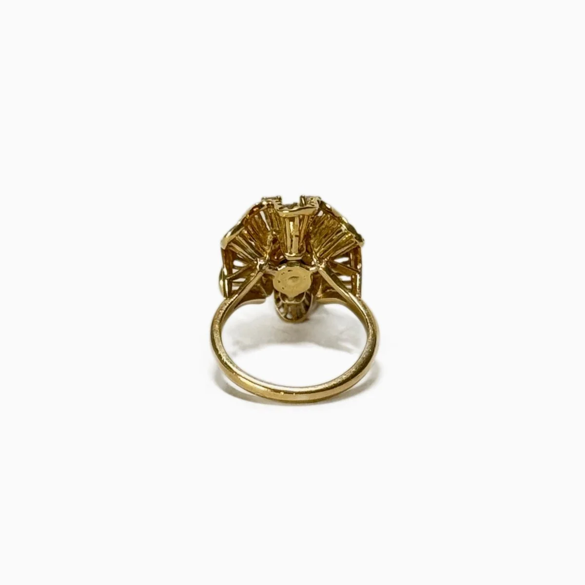 Bague corolle en or jaune et diamants - Image 5