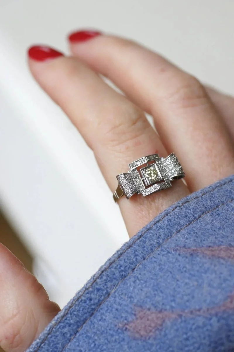 Geometric ring in platinum and diamond - Image 6