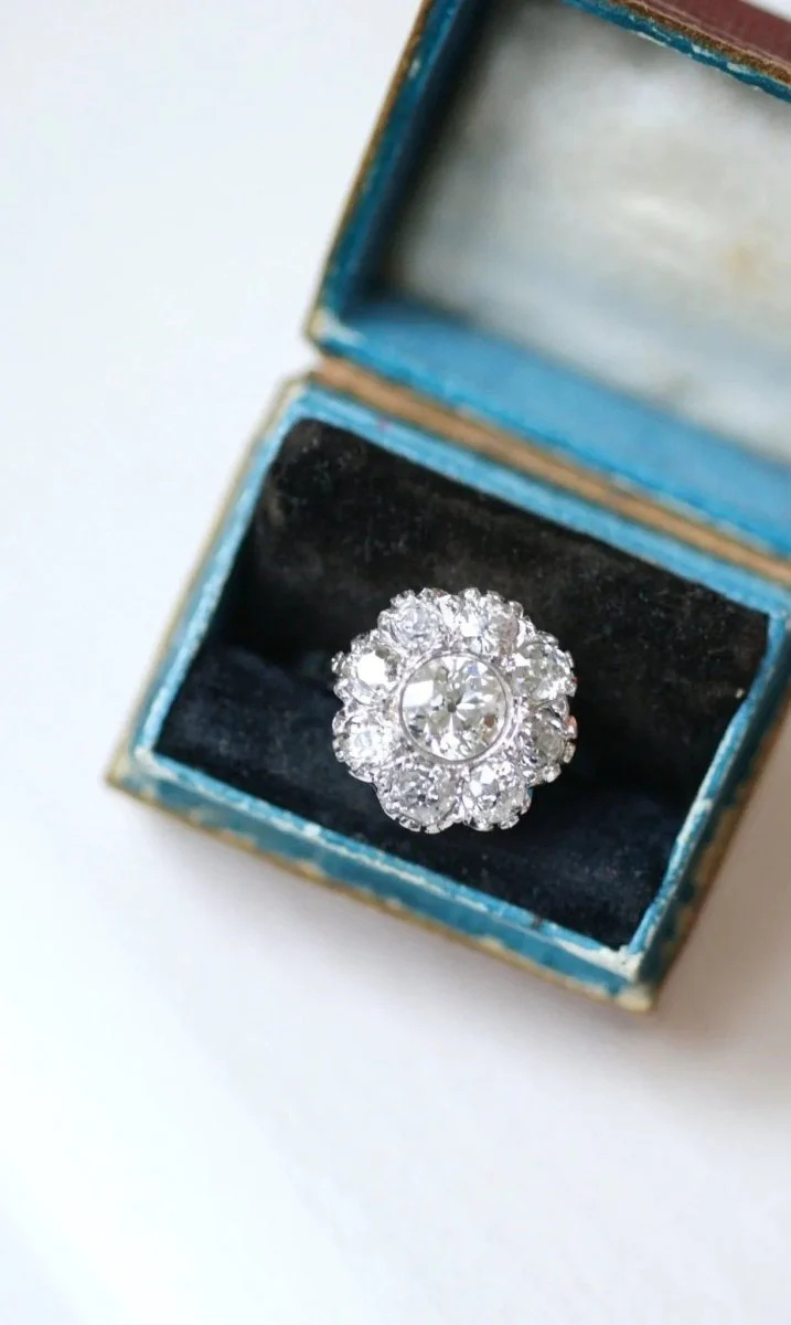 2 carat diamond daisy ring