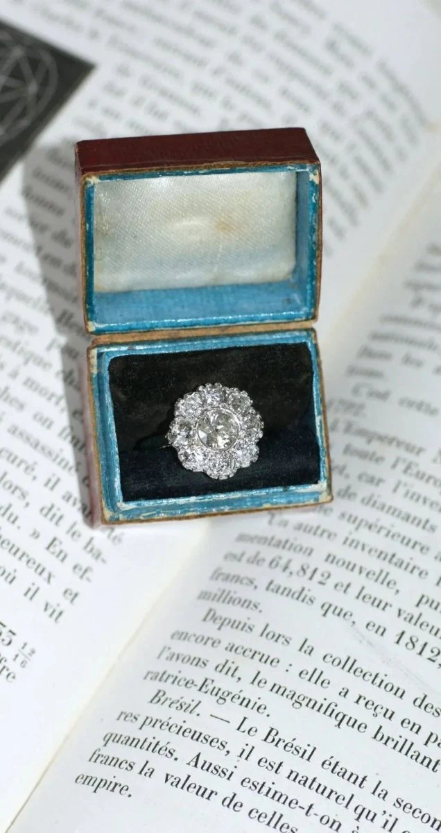 2 carat diamond daisy ring - Image 12