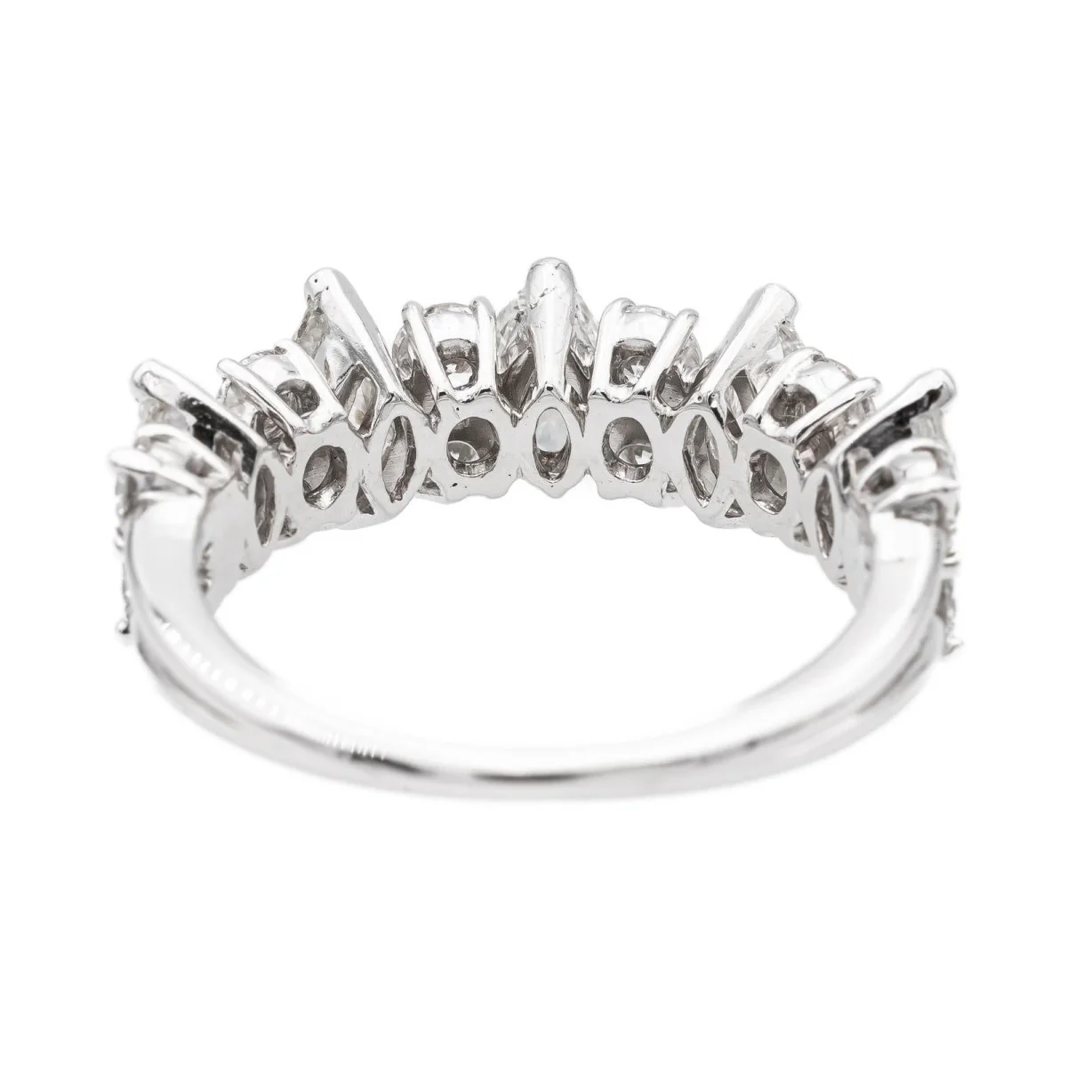 White gold diamond half alliance ring - Image 5