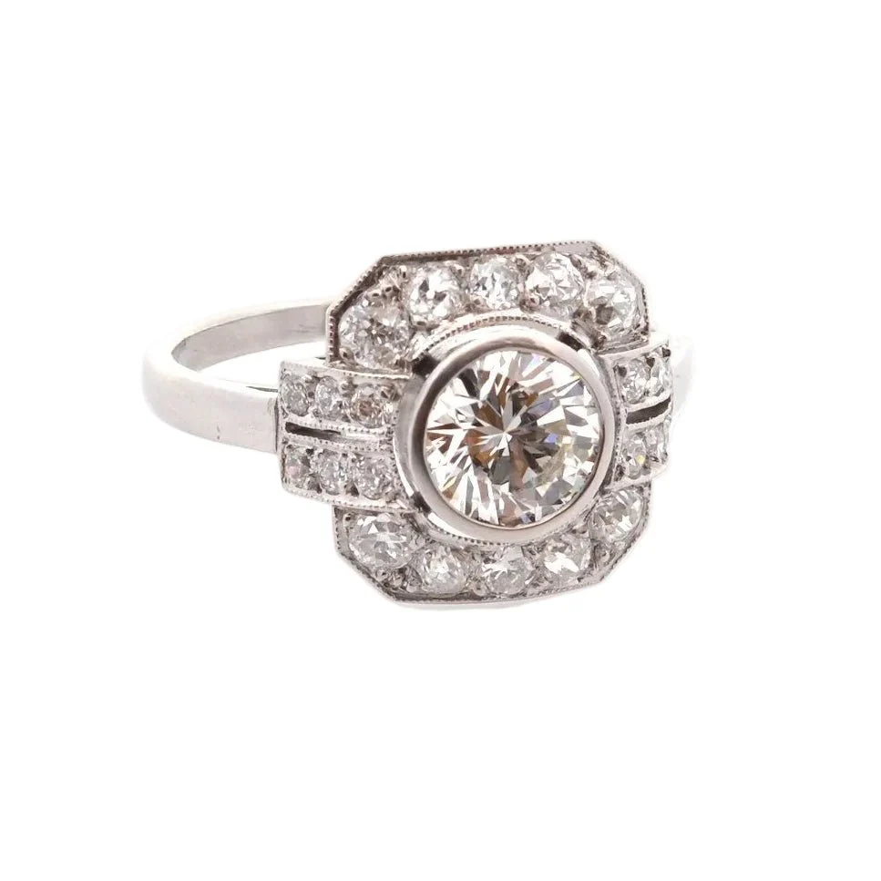 Platinum and Diamond Pompadour Ring - Image 4