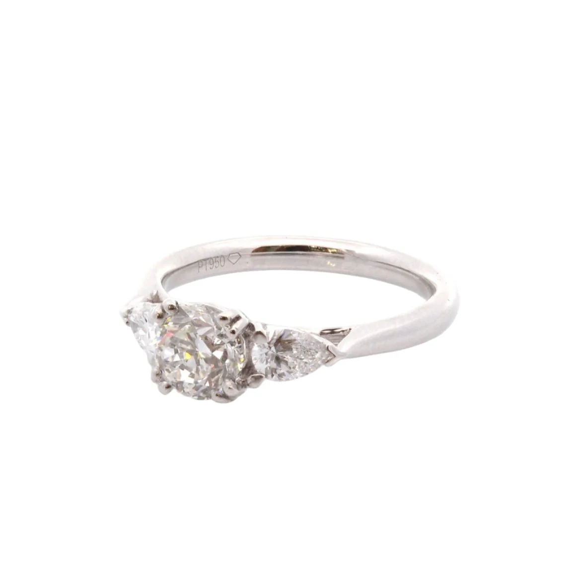 Platinum and diamond trilogy ring - Image 3