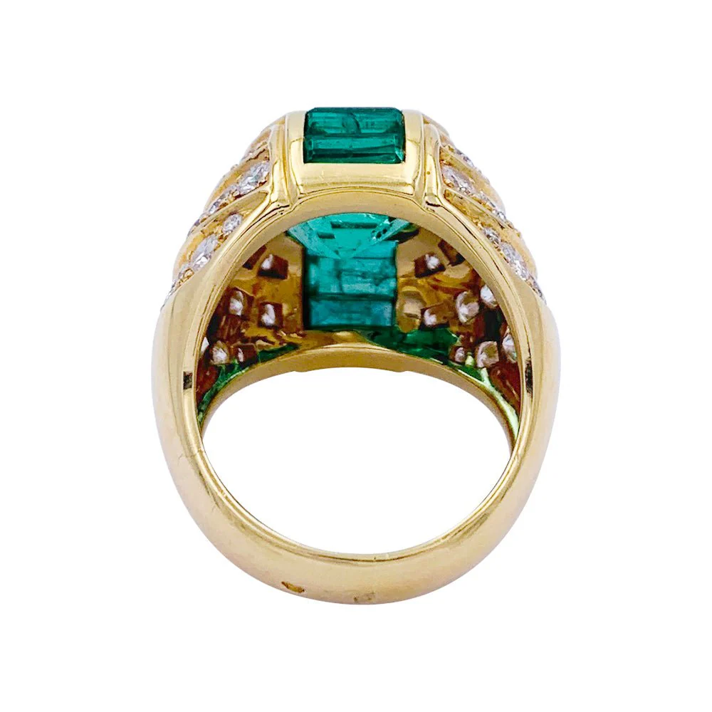 Emerald and diamond dome ring - Image 5