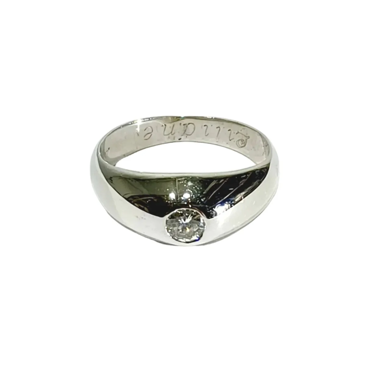 Dome ring in white gold and diamond