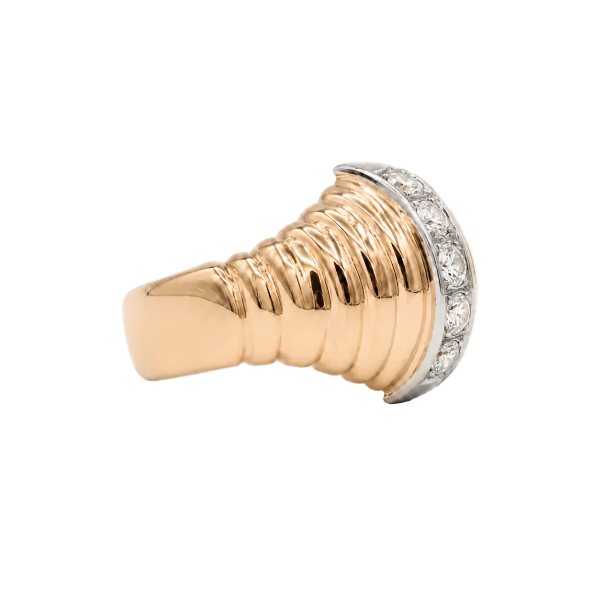 Dôme Ring in Rose Gold and Diamonds - Image 5