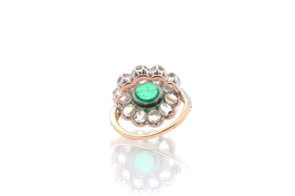 Emerald cabochon and diamond ring - Image 5