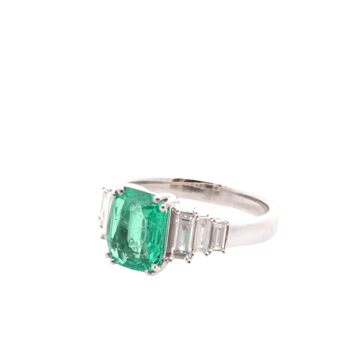 Ring Surroundings in paltinium, emerald and diamonds - Image 2