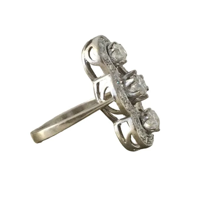 White gold and diamond ring - Image 6