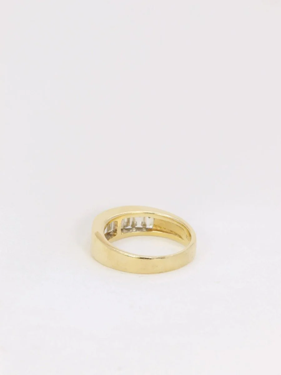 1.2ct baguette-cut diamond and gold ring - Image 4