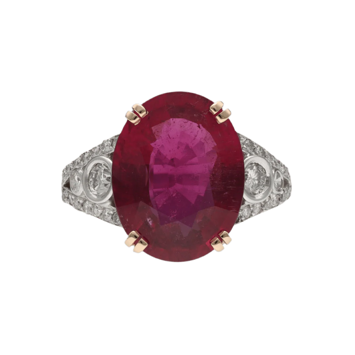18 Cts white gold Ring with 8.32 Cts pink tourmaline and 0.62 Cts diamonds brilliants. Size 53-54