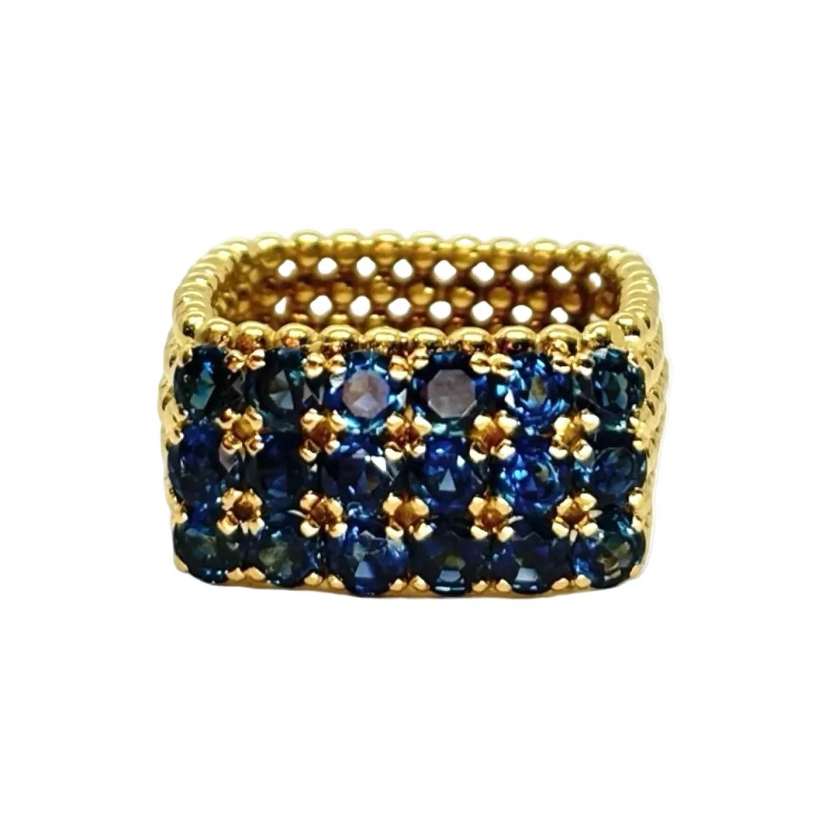 Ring in yellow gold and sapphires