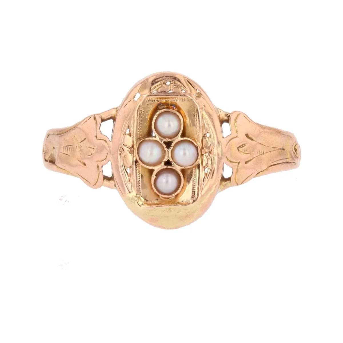 Rose gold and Pearl Ring
