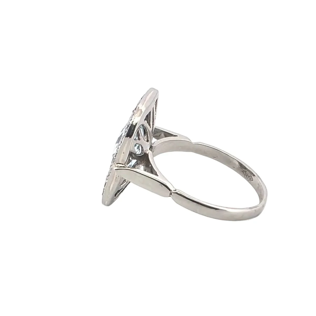 Ring Surroundings in white gold, aquamarine and diamonds - Image 3