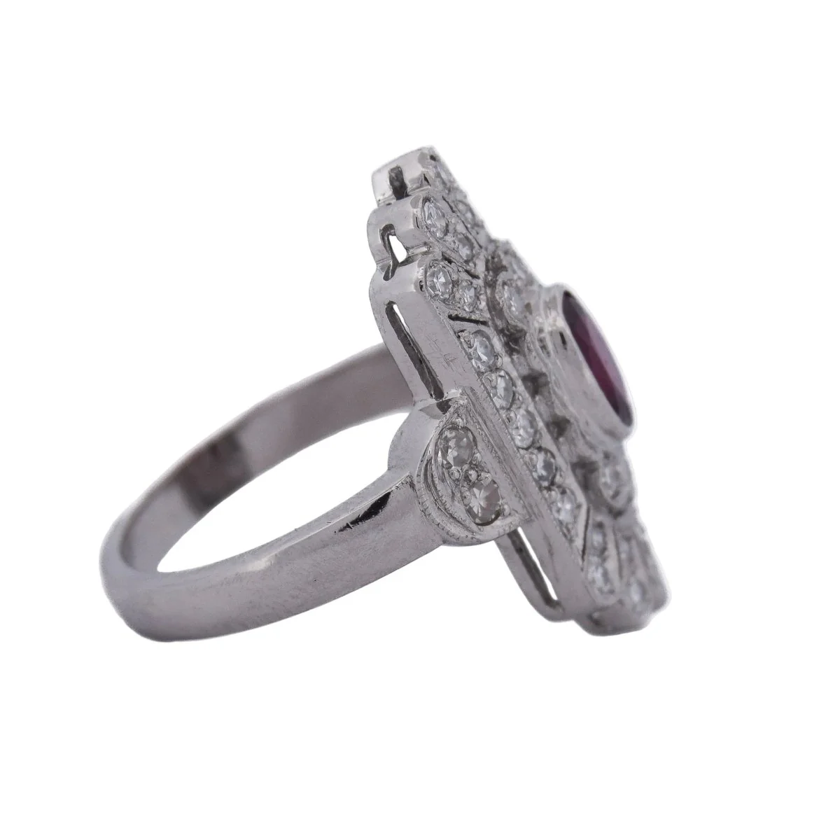 Bague Entourage en platine, rubis et diamants - Image 6