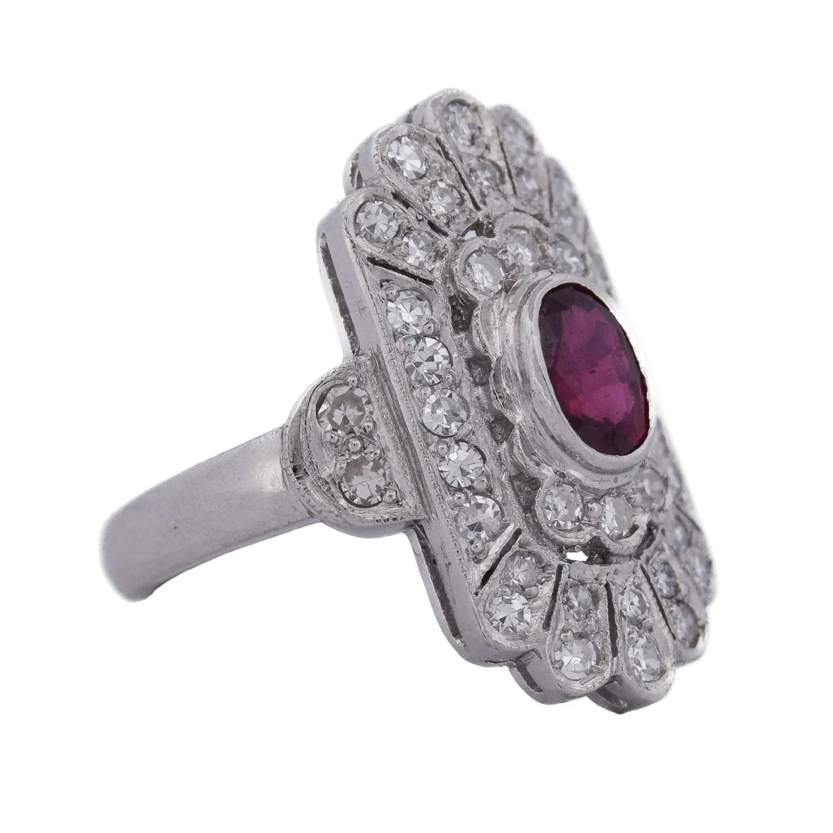 Bague Entourage en platine, rubis et diamants - Image 7