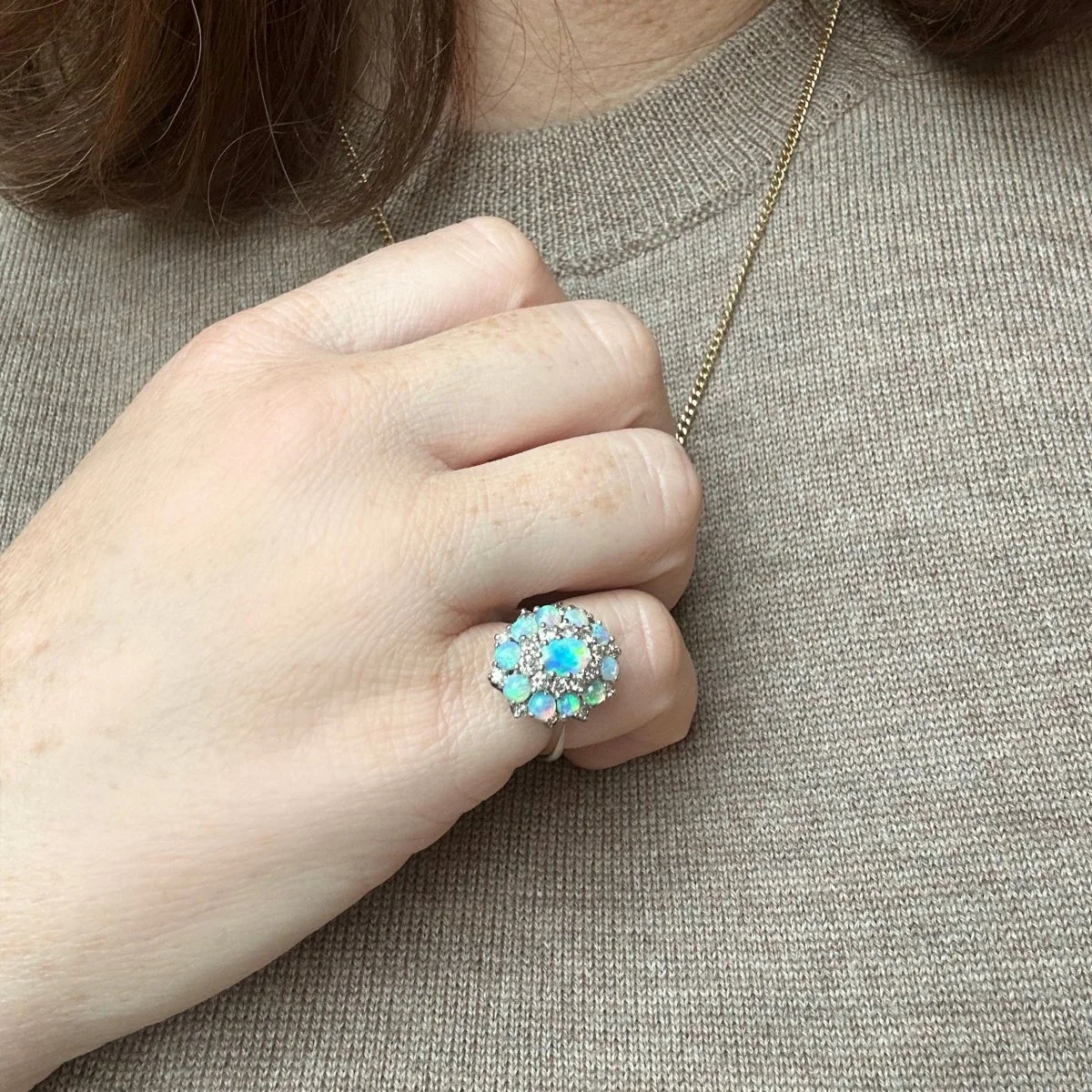 Ring at white gold, opals and diamonds - Image 2