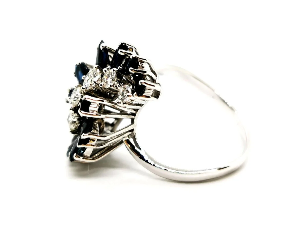 Flower Ring White Gold Diamond - Image 9