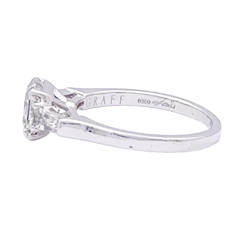 GRAFF “Promise” platinum and diamond ring - Image 5