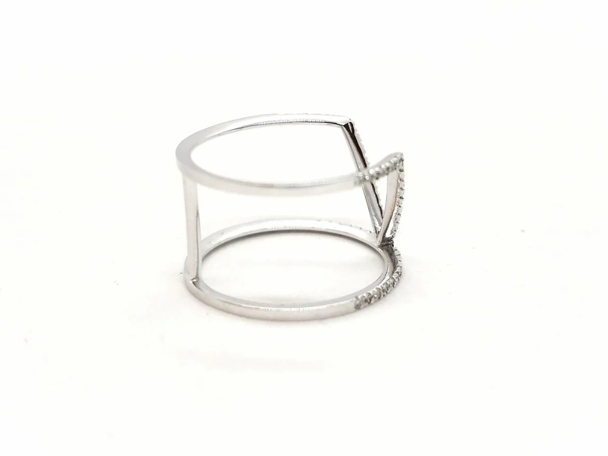 White Gold Diamond Graphic Ring - Image 10