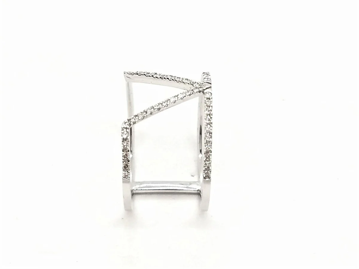 White Gold Diamond Graphic Ring - Image 4