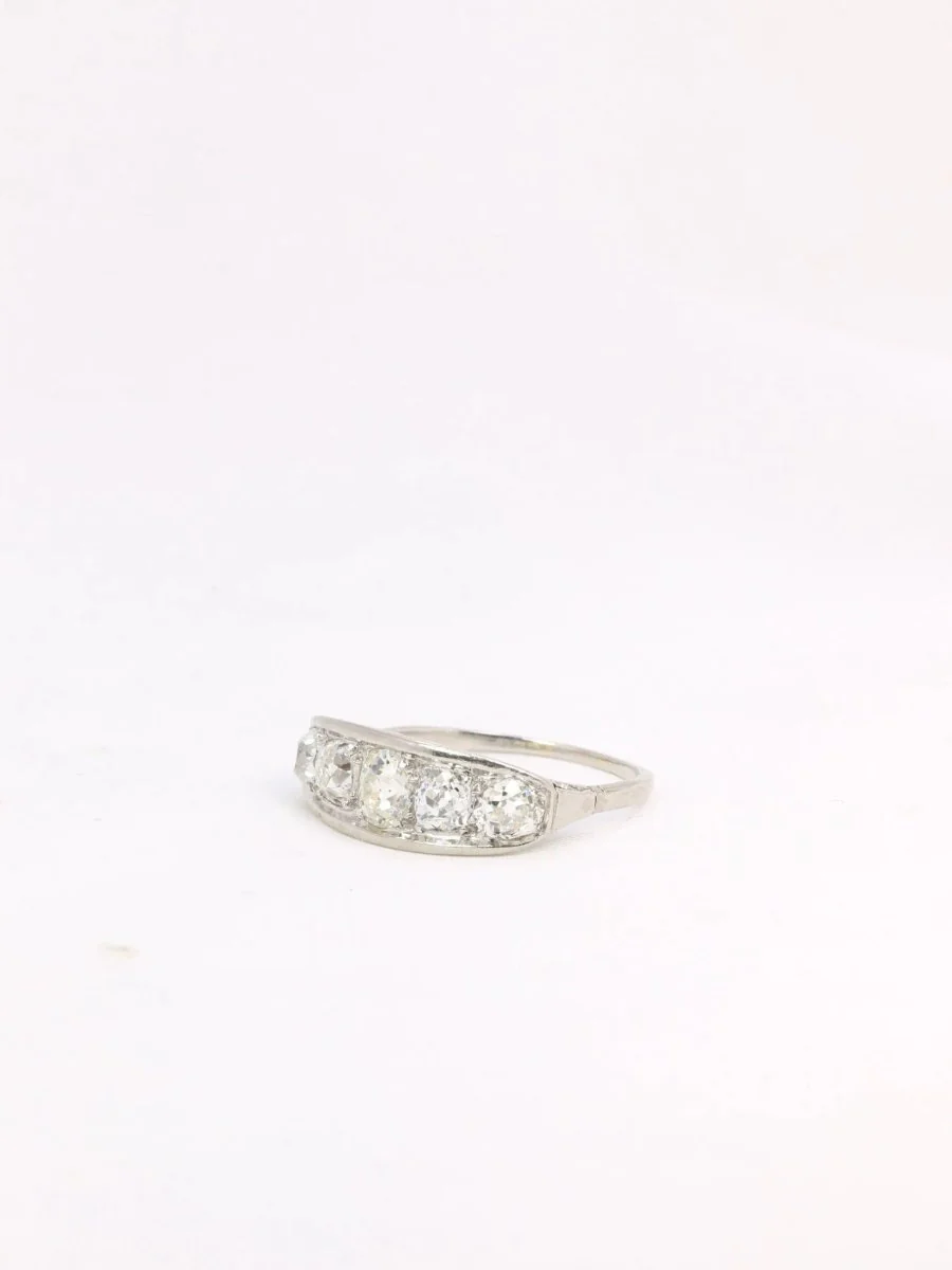 Belle Epoque platinum garter ring with old cut diamonds - Image 3