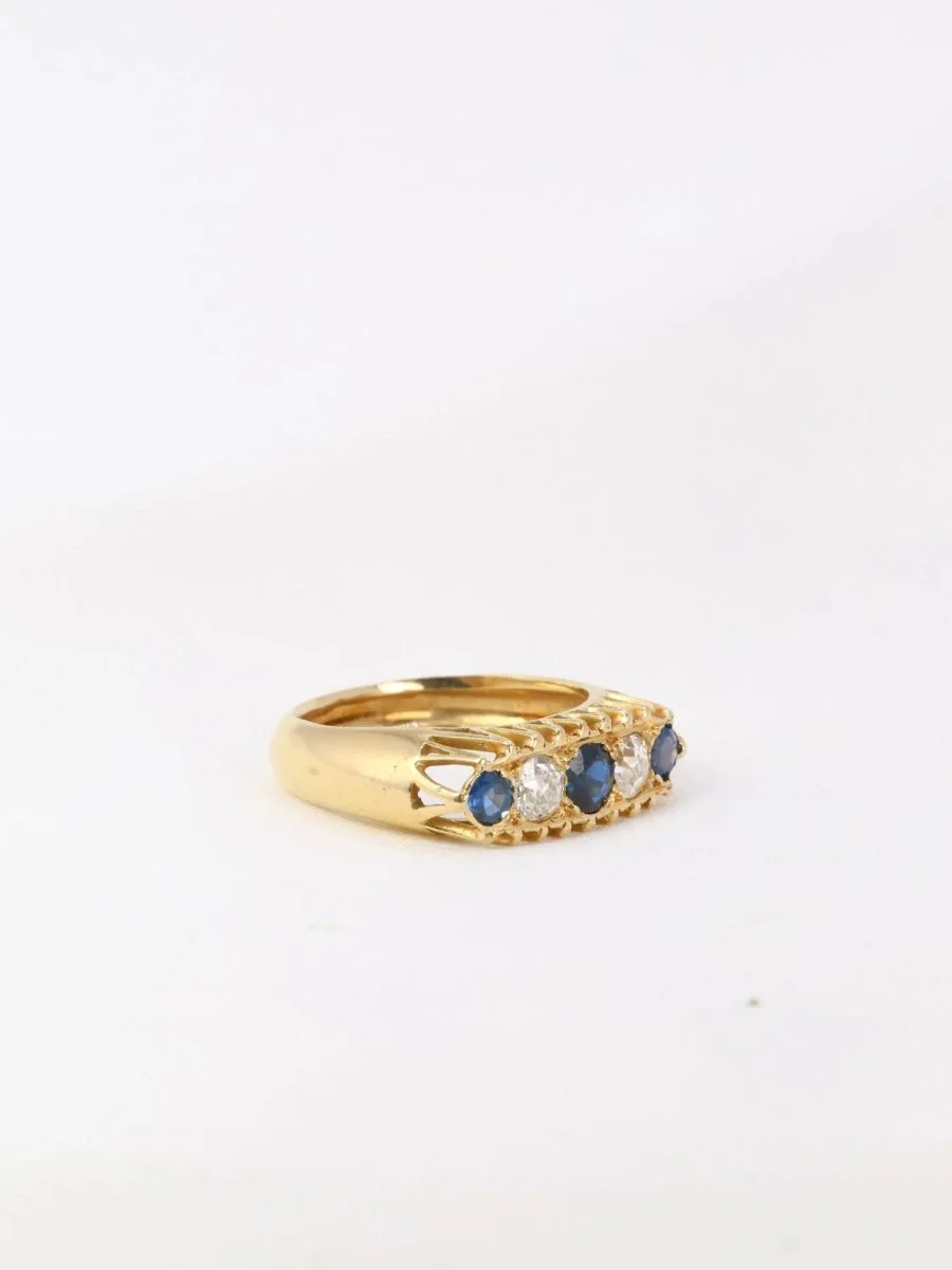 Yellow gold garter ring with sapphires and old-cut diamonds - Image 8