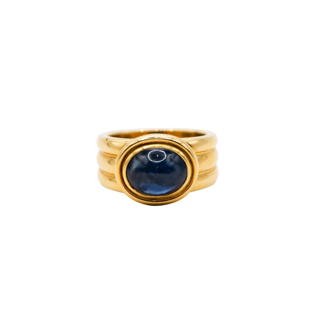 Jonc ring in yellow gold and sapphire