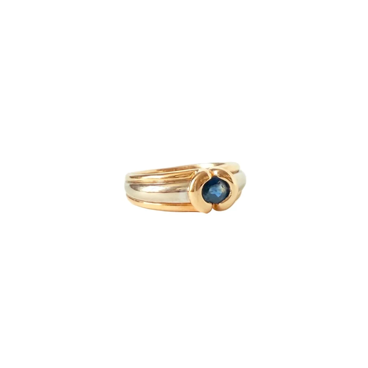 Bangle Ring in Yellow gold, White gold, and Sapphire - Image 4