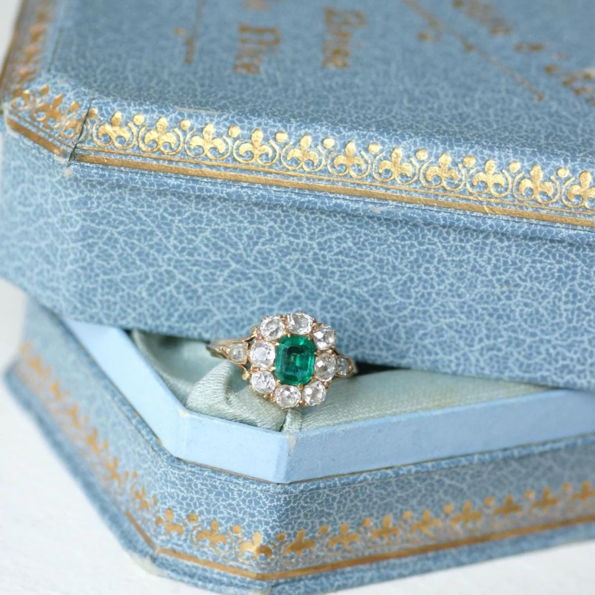 Ring Colombian Marguerite Emeraude and diamonds on Rose Gold - Image 8