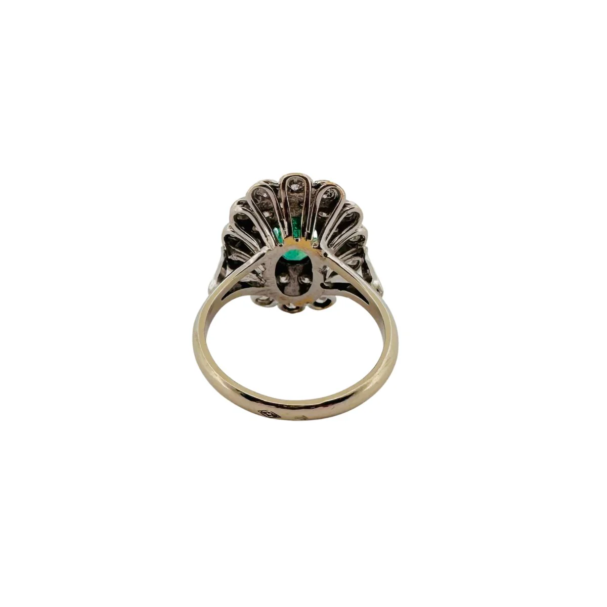 Marguerite ring in white gold, emerald and diamonds - Image 5