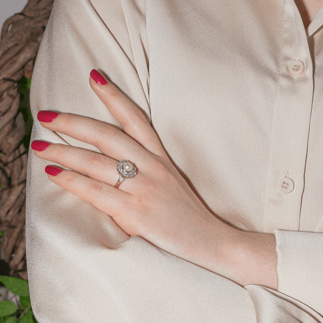 Ring Marguerite en rose gold, paltinium, pearl and diamonds - Image 2