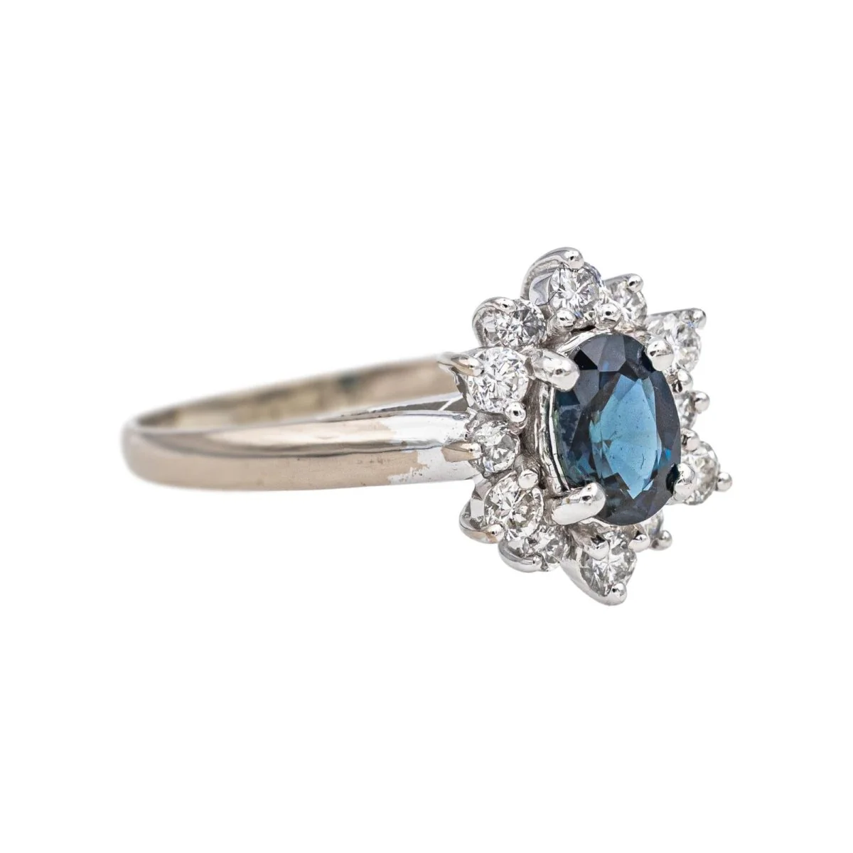 Ring Marguerite in white gold, sapphire and diamonds - Image 6