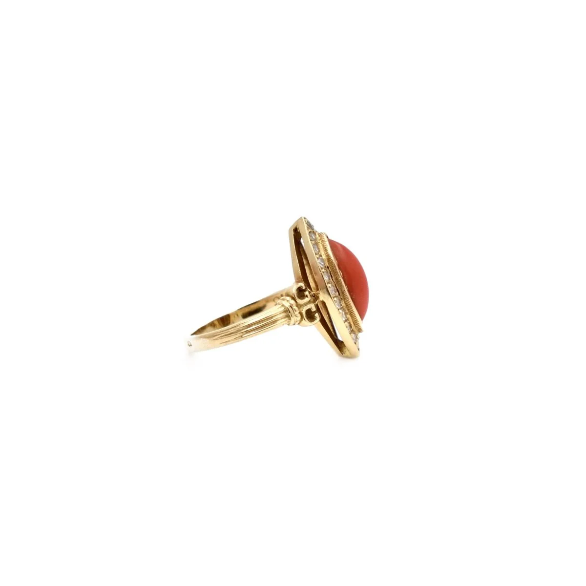 Bague marquise en or jaune et corail - Image 5