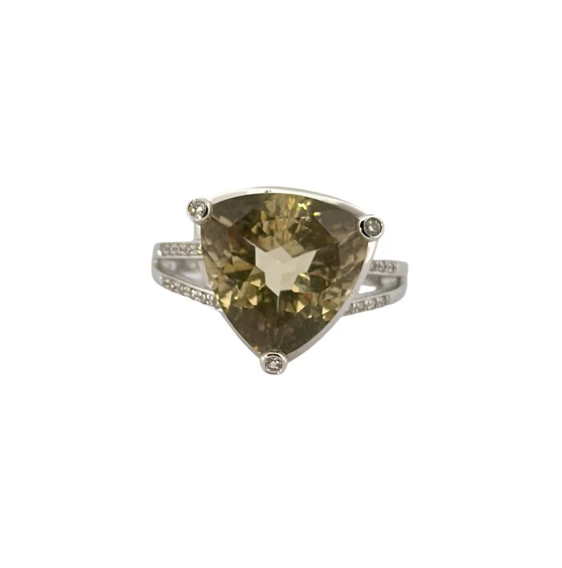 MAUBOUSSIN ring “My colors to you” in white gold, quartz and diamonds