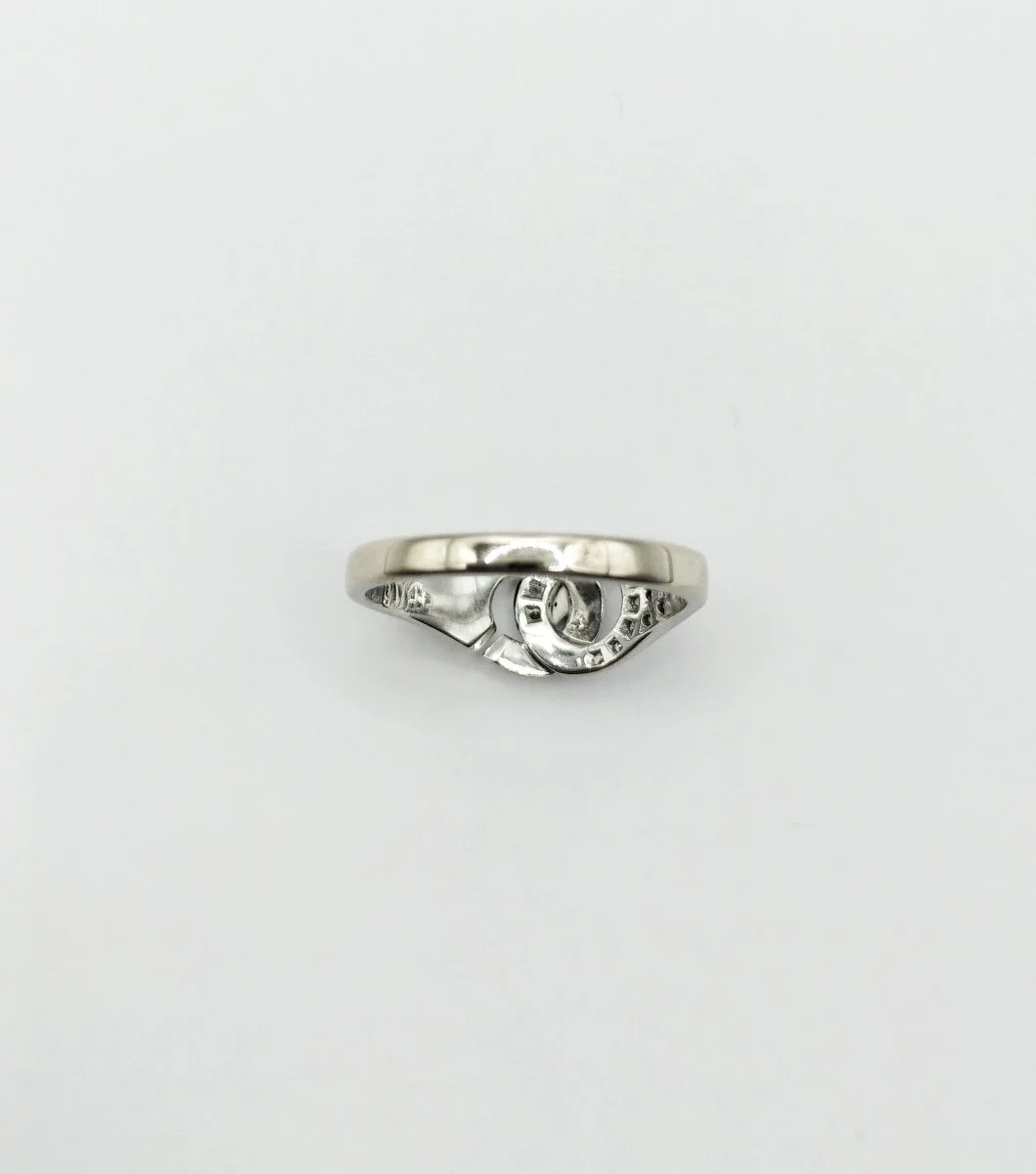 DINH VAN “Menottes R8” ring in white gold and diamonds - Image 5