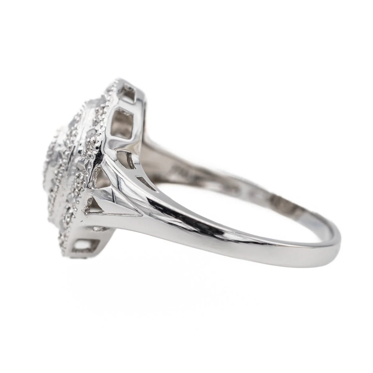 White Gold Diamond Ring - Image 4