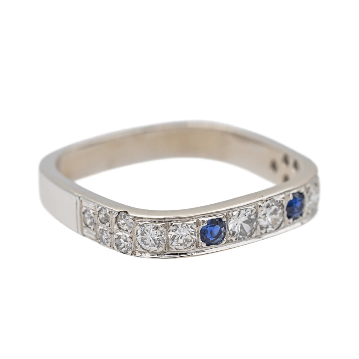 Ring at white gold, sapphire and diamonds - Image 6