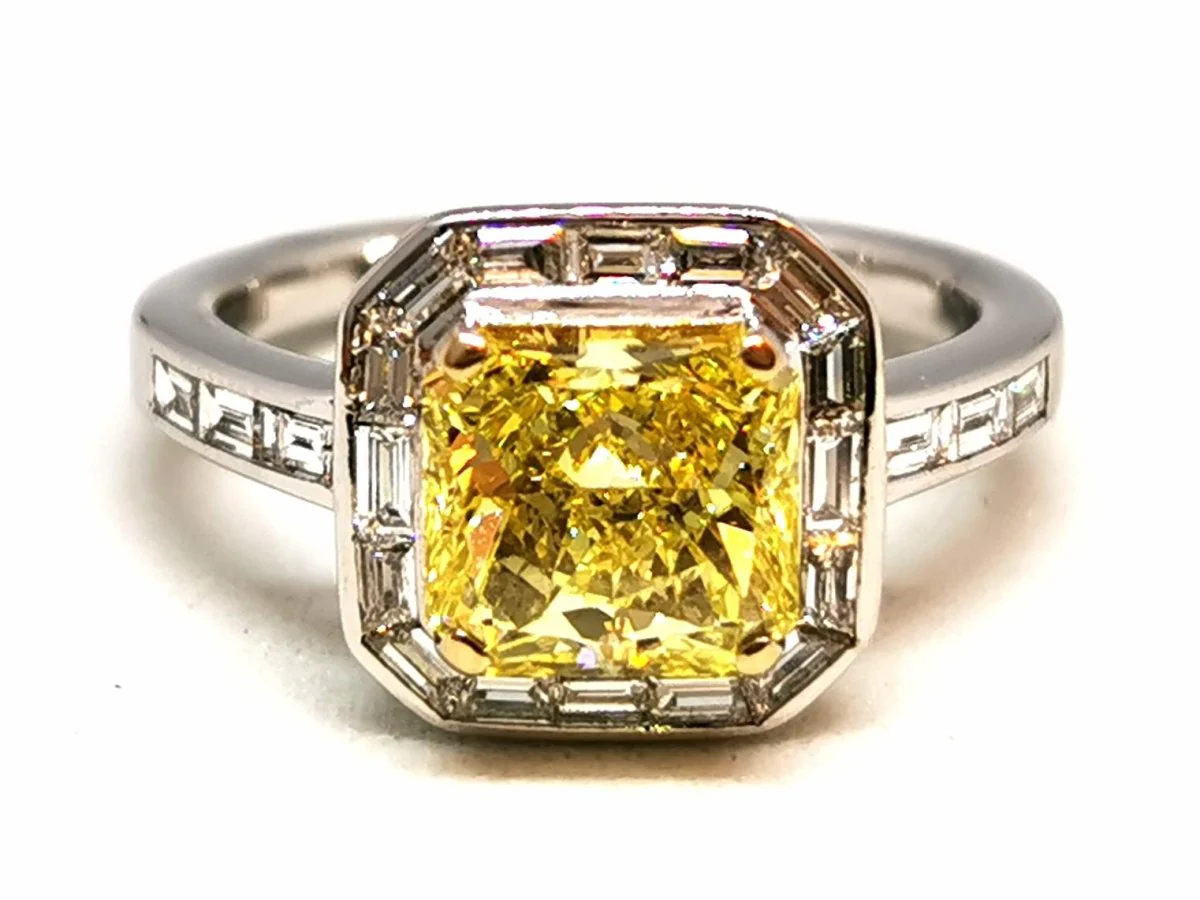 White Gold Diamond Ring - Image 4
