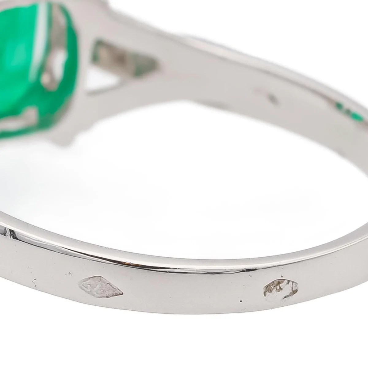 Emerald White Gold Ring - Image 6