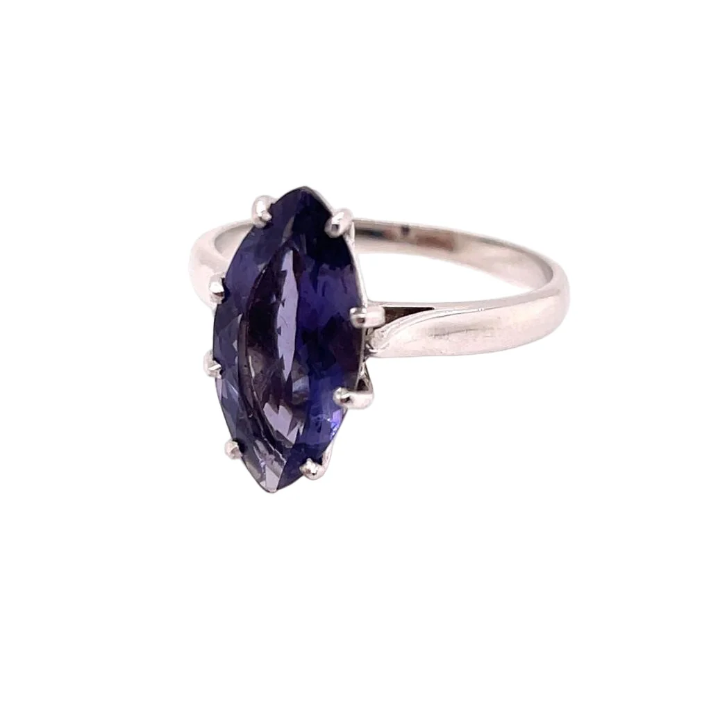 Ring Iolite shuttle in white gold