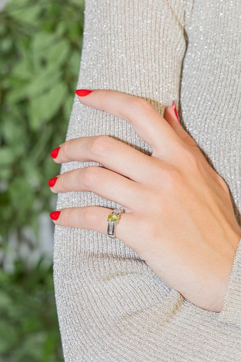 Peridot White Gold Ring - Image 2