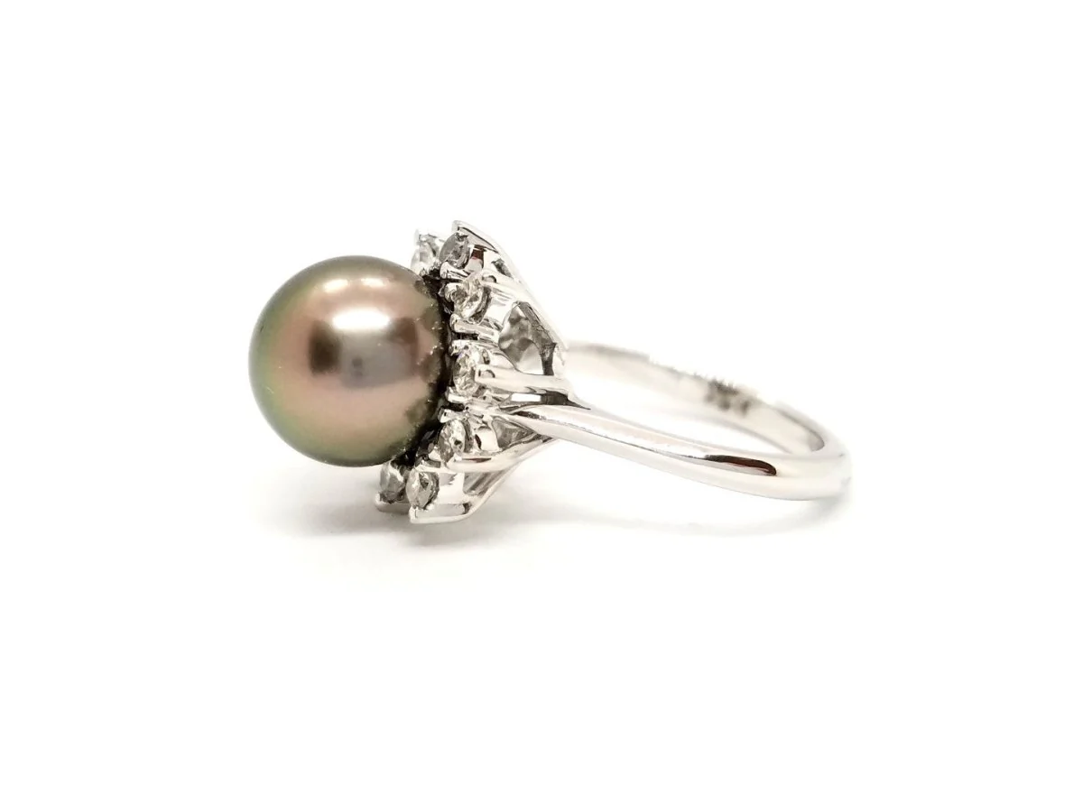 White Gold Pearl Ring - Image 12